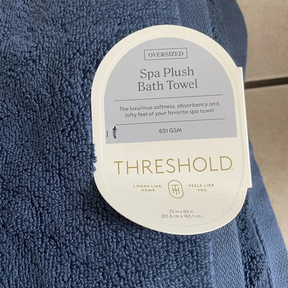 Threshold spa plush bath towel